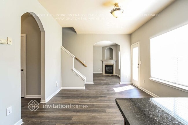 Foto del edificio - 1004 Oakstone Dr