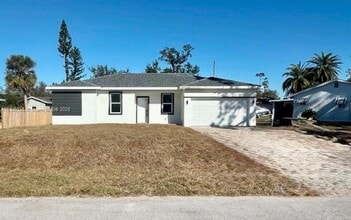 Building Photo - 21068 Exmore Ave