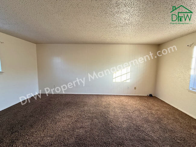 Photo - 1021 Pleasant Valley Ln Apartment