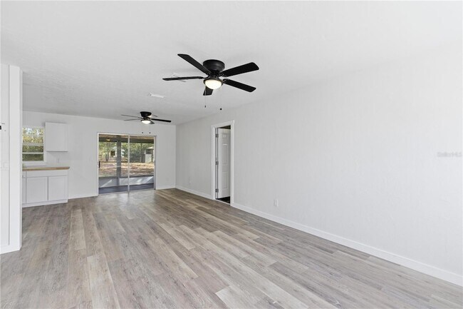 Foto del edificio - 3717 SW Idlewild St