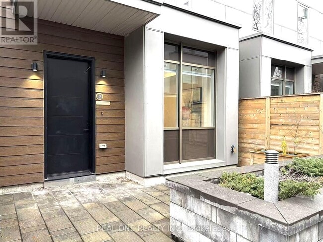 Building Photo - 35 Dervock Crescent