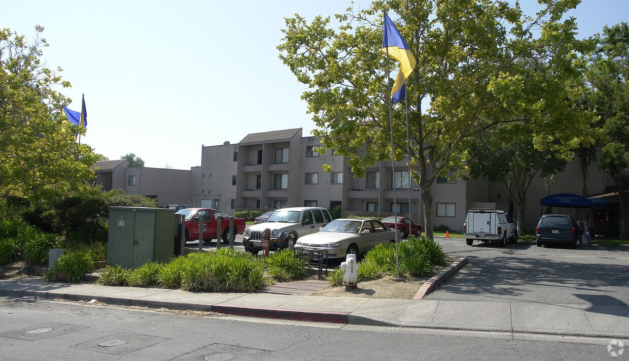 Martinez Hillside 90 F St Martinez, CA Apartments for Rent in