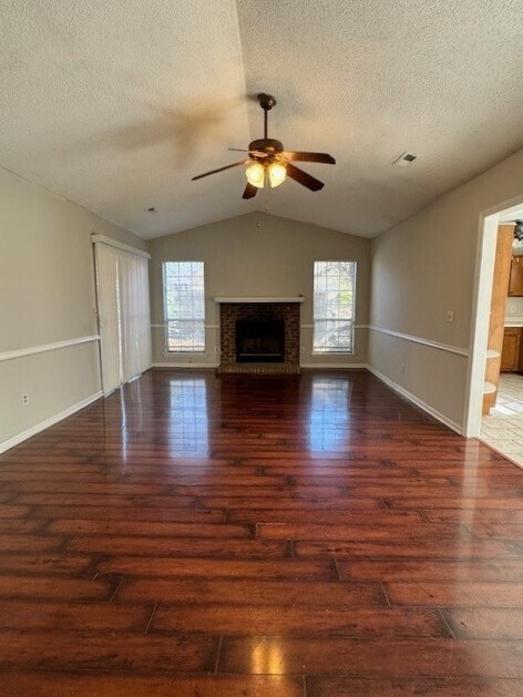 Foto del edificio - 7426 Barn Stone Dr