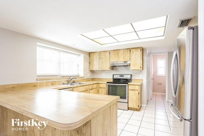 Building Photo - 4729 Windflower Cir