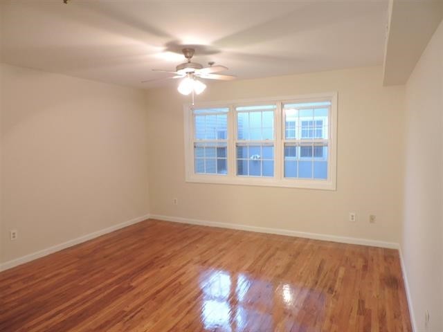 Building Photo - 524 4th St