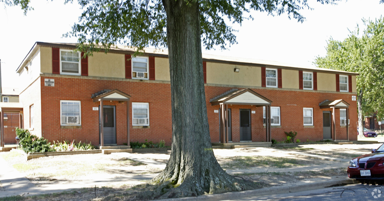 Foto del edificio - Hillside Court Apartments