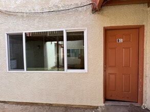 Building Photo - 118 W Boone St