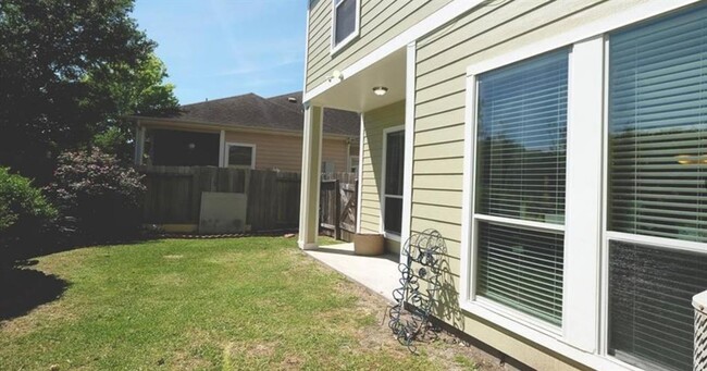 Foto del edificio - 14907 Tuttle Point Dr