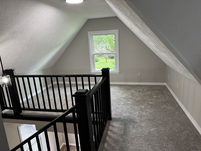 Office/Play Room - 219 E Mill St