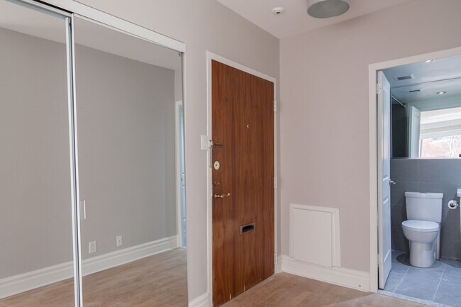 Photo du bâtiment - 4555 Av. Bonavista