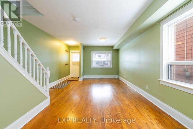 Building Photo - 137 Bastedo Ave