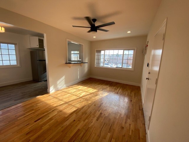bright upper apartment - 7841 Talbert St