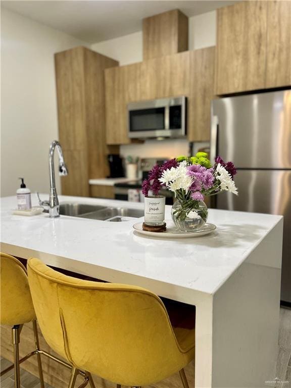 Foto del edificio - 13 West Dr