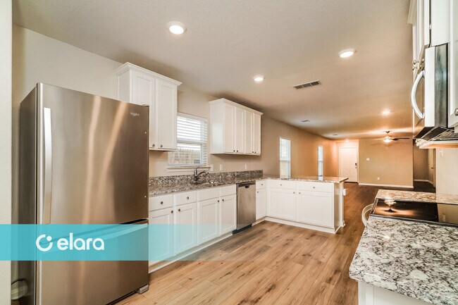 Foto del edificio - 332 Sunnymeade Ln