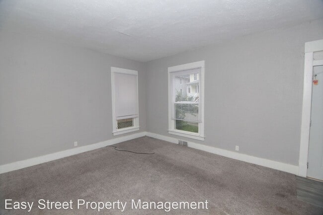 Building Photo - 3 br, 1 bath House - 1015 Arlington Ct