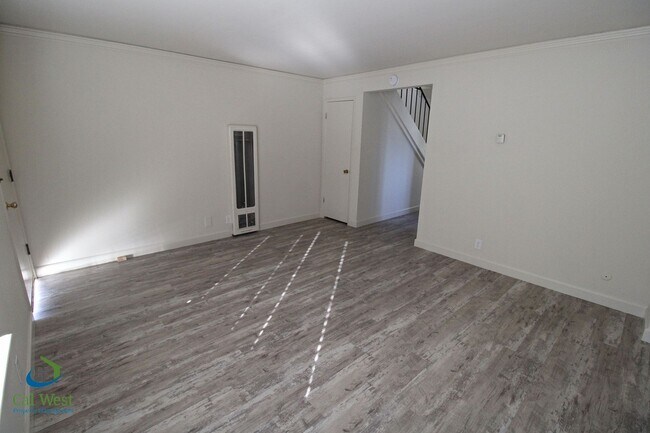 Building Photo - 40 Clayton Ave. - M-01326 - Rent Control