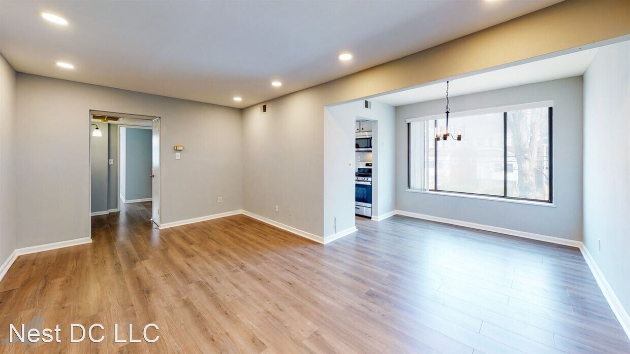 Primary Photo - 2 br, 1 bath House - 1727 28th St SE Unit 204