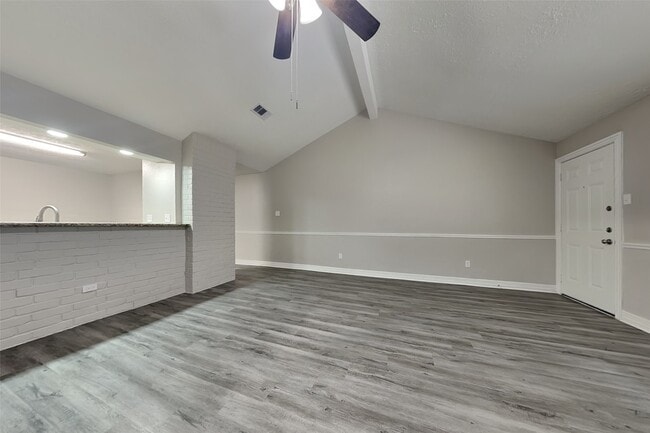 Building Photo - 12015 Woolford Dr