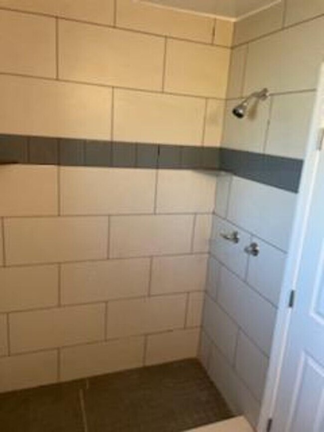 Foto del edificio - newly renovated 1bd 1 bth unit in phx