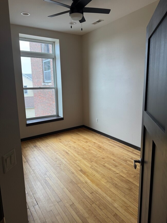 Building Photo - 201 1st Ave W