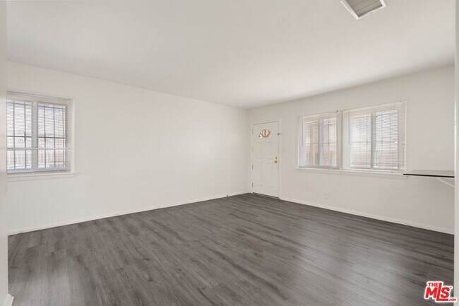 Foto del edificio - 8610 S 6th Ave