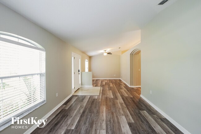 Building Photo - 64 Ramblewood Dr