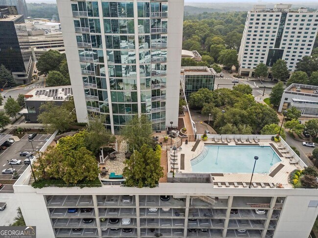 Building Photo - 3324 Peachtree Rd NE