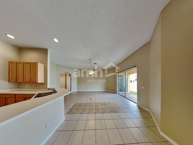 Foto del edificio - 13750 Old Dock Rd