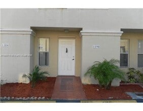 Building Photo - 1190 NW 124th Ave
