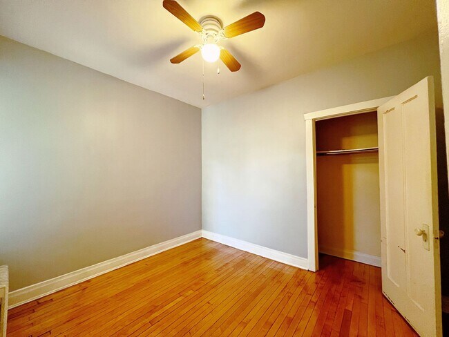 Building Photo - Lincoln Square – Corner 2-Bedroom/1-Bath -...
