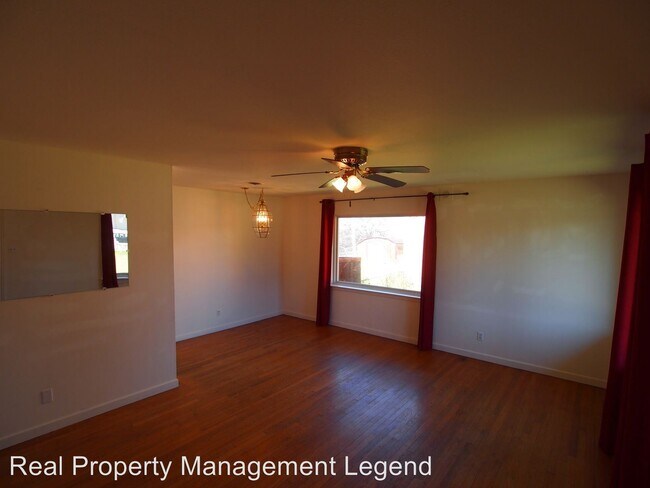 Building Photo - 3 br, 2 bath House - 2902 Carrizo Lane