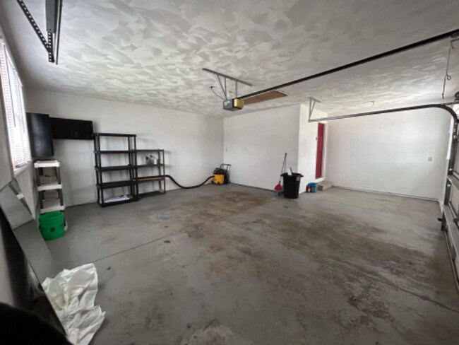 Building Photo - 3274 Thames Ln