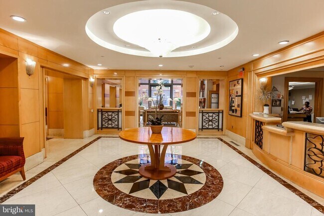 Foto del edificio - 616 E St NW