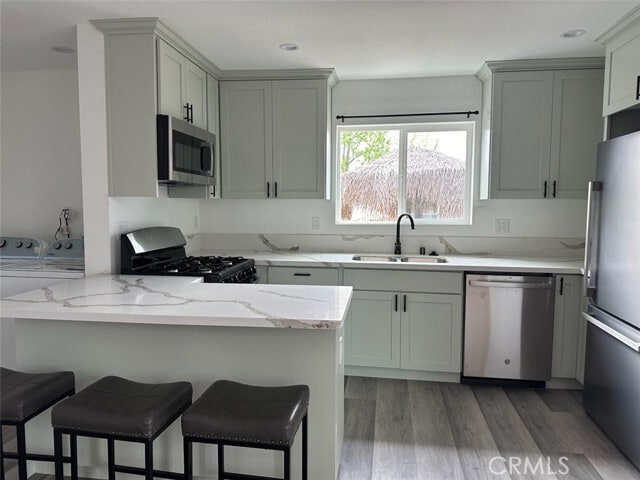 Foto principal - 9004 Amsdell Ave