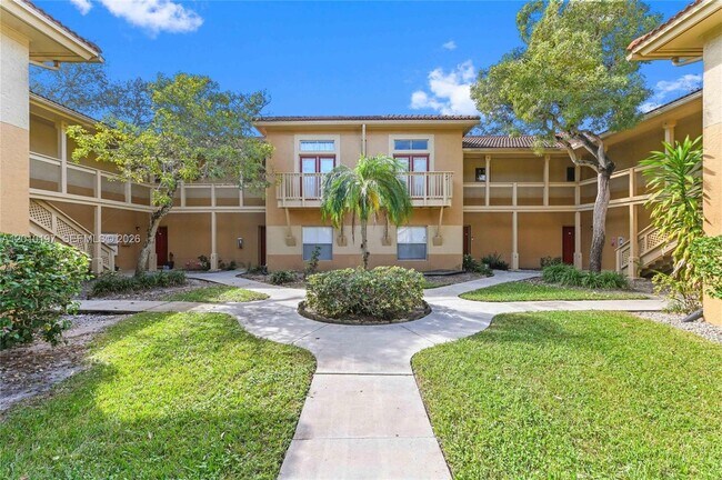 Building Photo - 4767 Via Palm Lakes