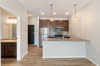 Interior Photo - Silverthorne Flats