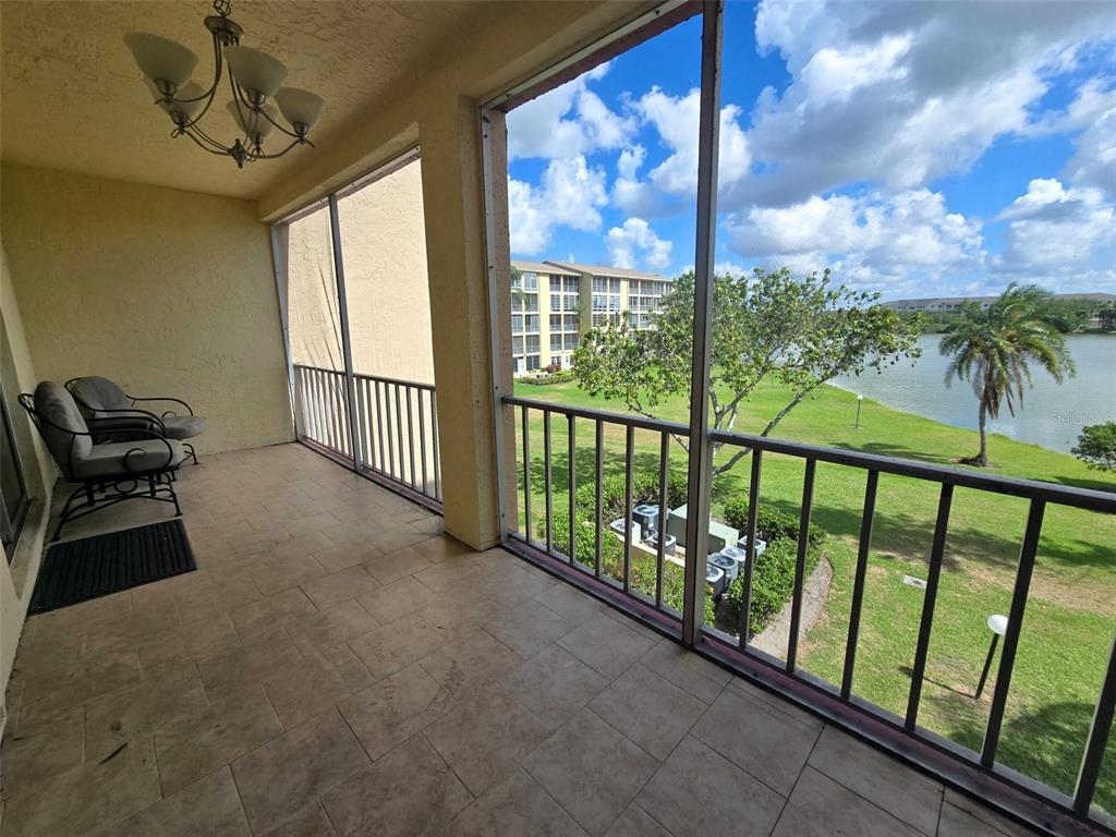 Primary Photo - 3917 Lake Bayshore Dr