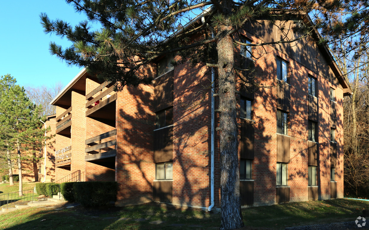 Building Photo - Emery Apartments