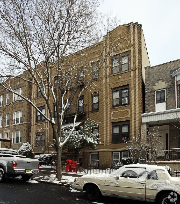 Foto del edificio - 12-14 Oak St