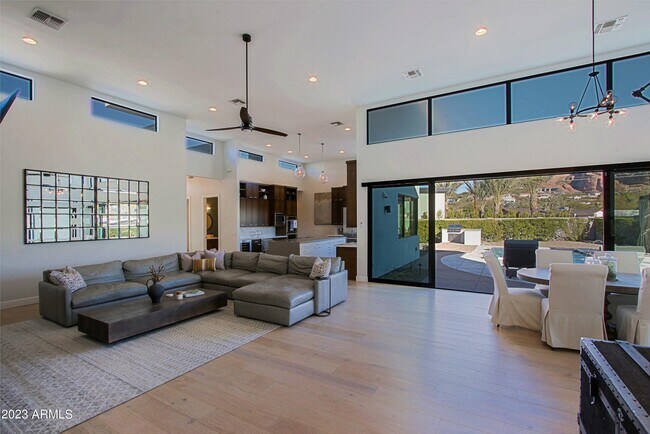 Foto del edificio - 4319 E Marion Way
