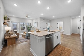 Building Photo - Tailor Apartments
