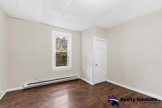 Foto del edificio - 42 N Cove Rd