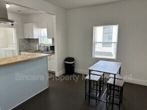 Building Photo - 1232 NW 44th St