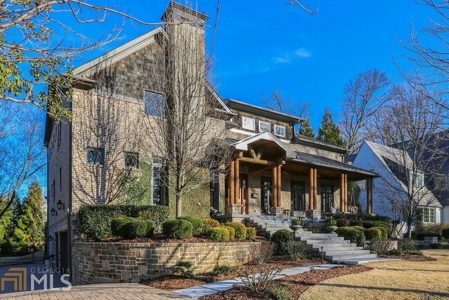 Foto del edificio - 1625 Friar Tuck Rd NE