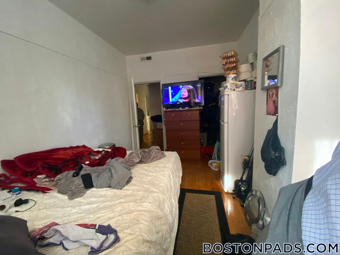 Foto principal - 7 Linden St