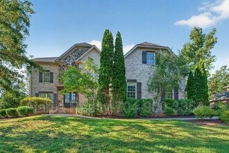 Building Photo - 2718 Old Course Road