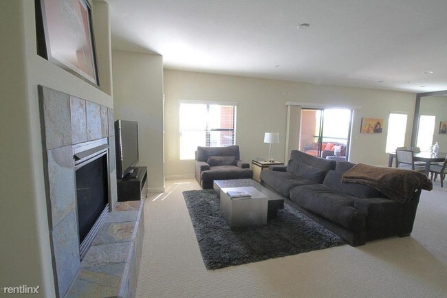Foto del edificio - 21320 N 56TH St