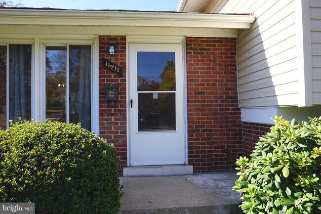 Foto del edificio - 13212 Holdridge Rd
