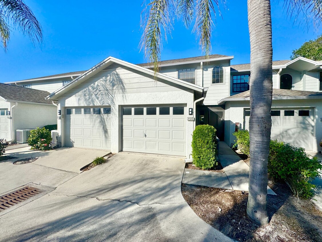 Foto principal - ** PELICAN RIDGE ** 2 BED / 2.5 BATH - ATT...