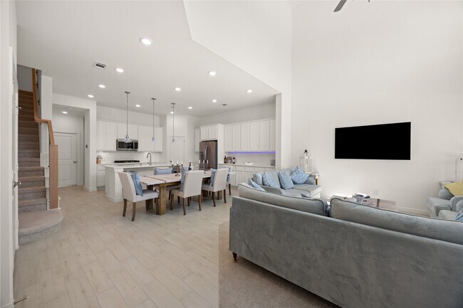 Foto del edificio - 19730 Curved Steel Dr